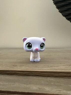 Authentic LPS ferret #880 purple